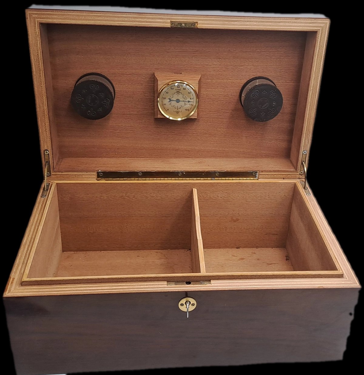 Wood Cigar Box with Hygrometer- with Key -fuenze made in italy