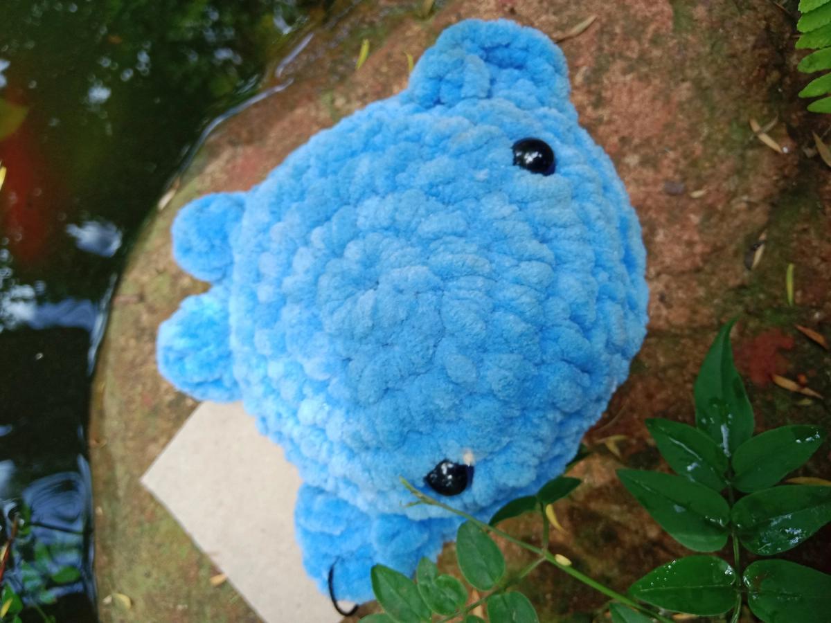 Crochet whale