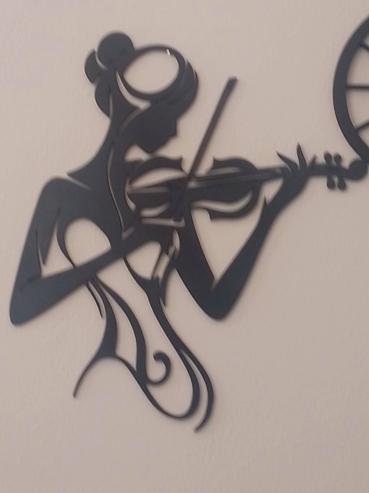 Wall art. Musical lady. MDF. Not metak