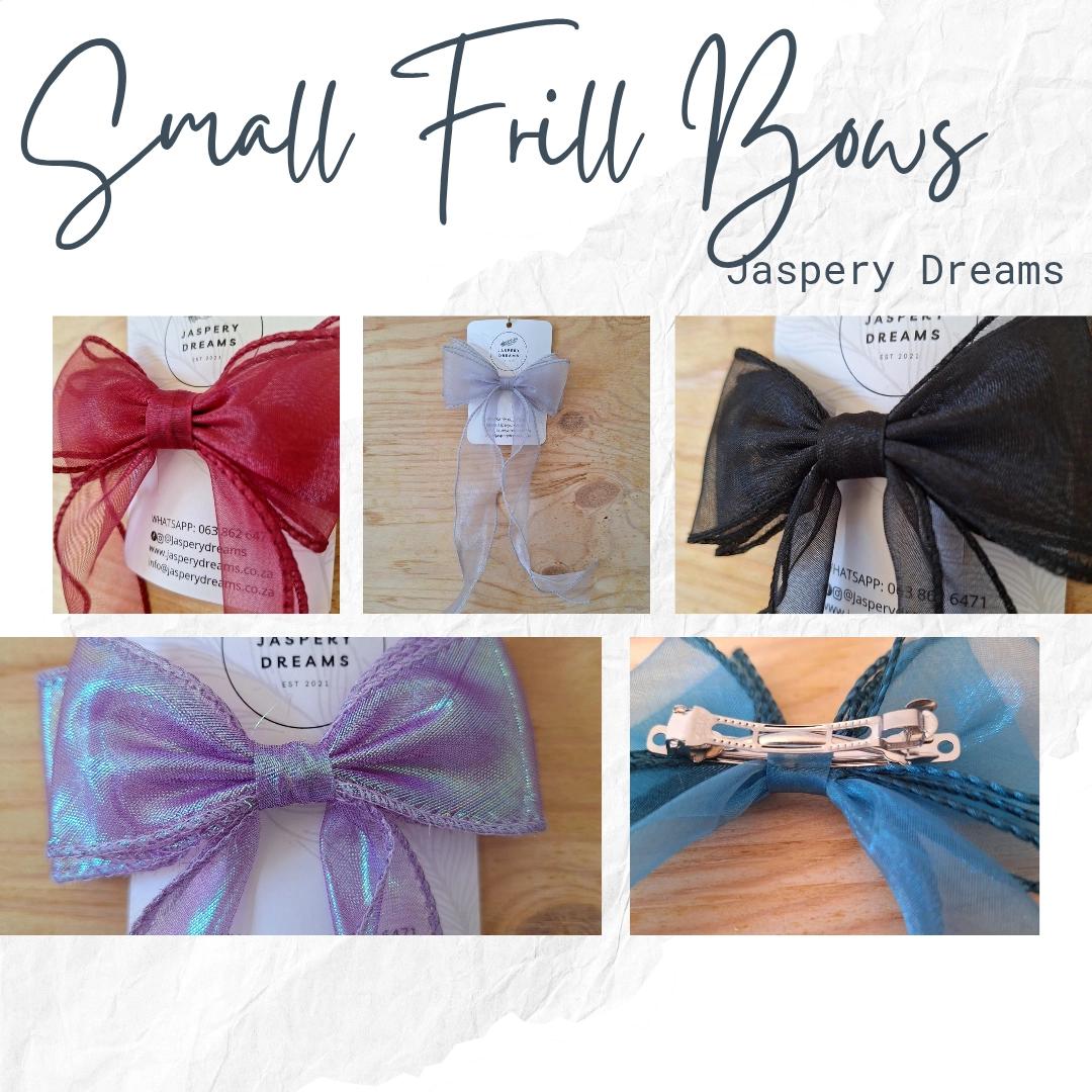 Small Frill Bows